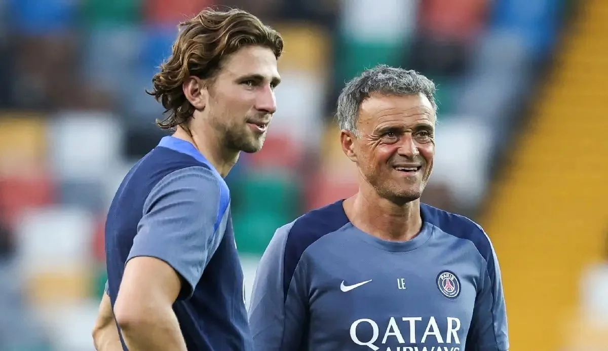 Илья Забарный и Луис Энрике / Getty Images