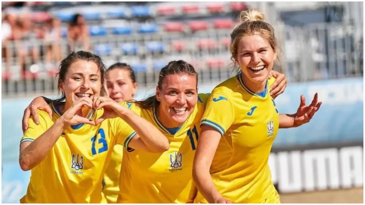 Жіноча збірна України з пляжного футболу / Фото: beachsoccer.org.ua
