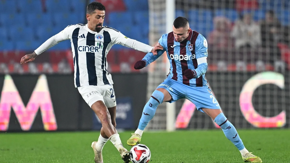 Фото к новости: Зубков роскошным голом принес победу Трабзонспору – видео шедевра украинца, которого назначили капитаном