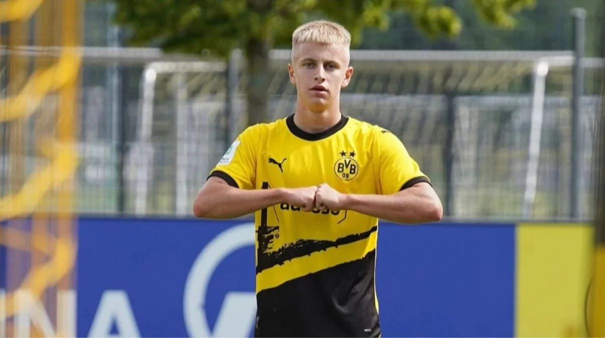Данило Кревсун / ФК Борусія Дортмунд