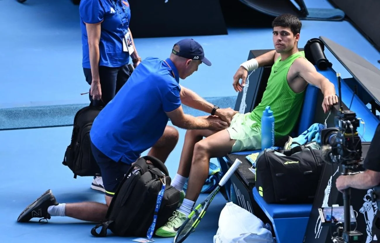 Алькарас грав з травмою, але переміг Звєрєва / EFE