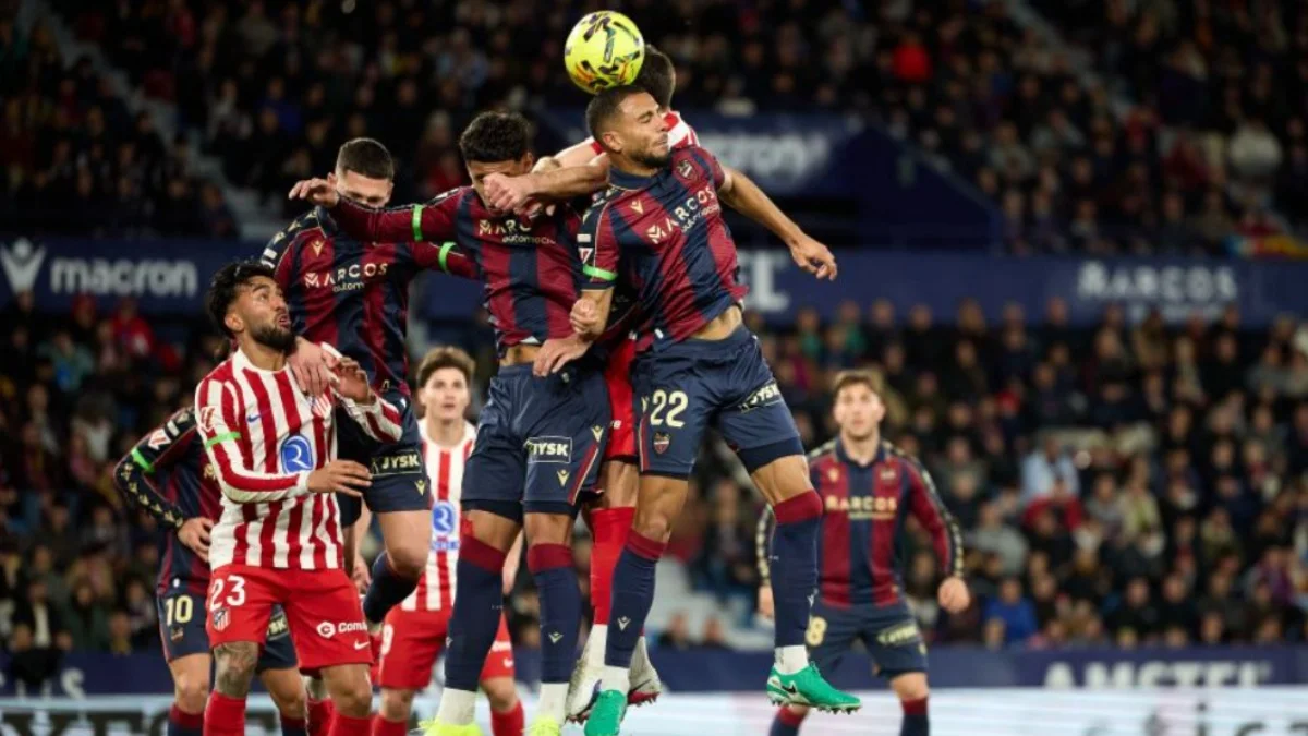 Фото к новости: Атлетико не сумел одолеть Леванте, дубль Морено спас Вильярреал от позора в Памплоне: Ла Лига