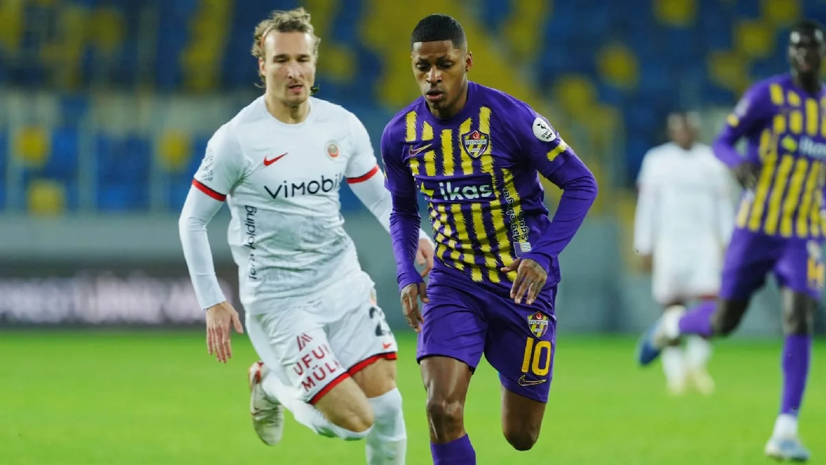 Фото к новости: Вингер Динамо оформил дубль в матче Кубка Турции – видео красоты от провального легионера