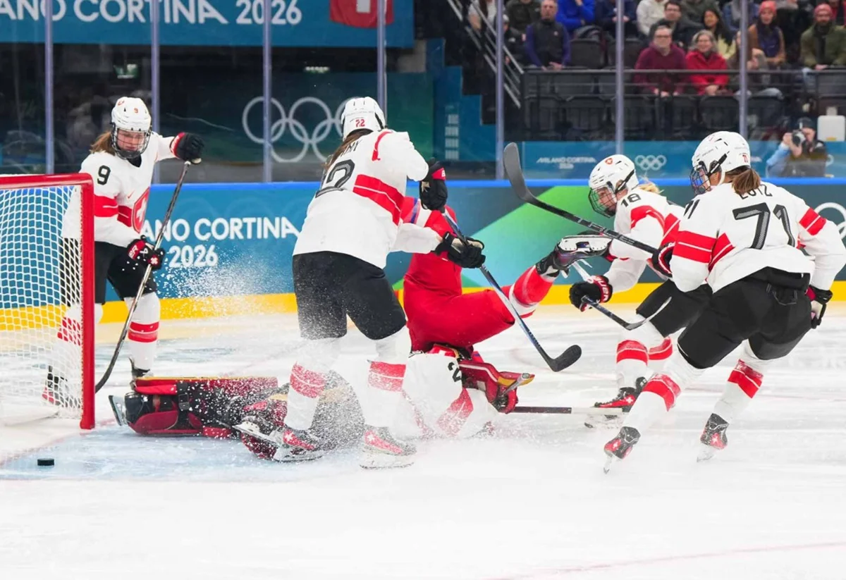 Чехия и Швейцария провели затяжной поединок / IIHF