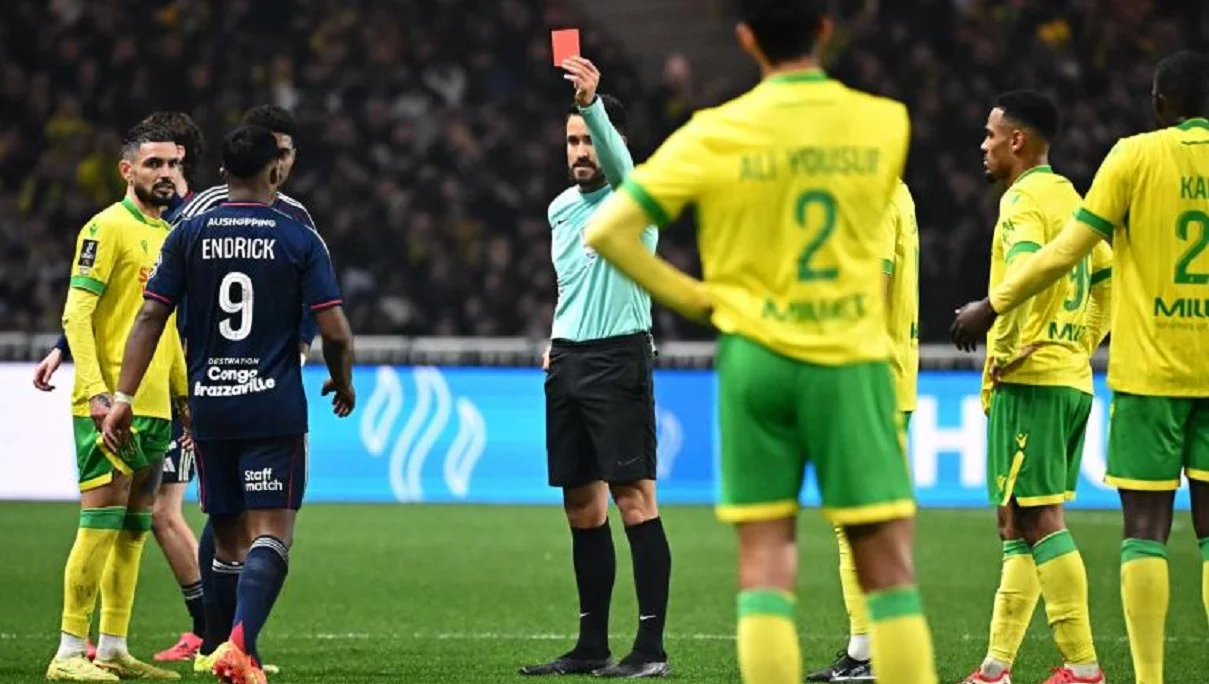 Удаление Эндрика / P. Lahalle/L'Équipe