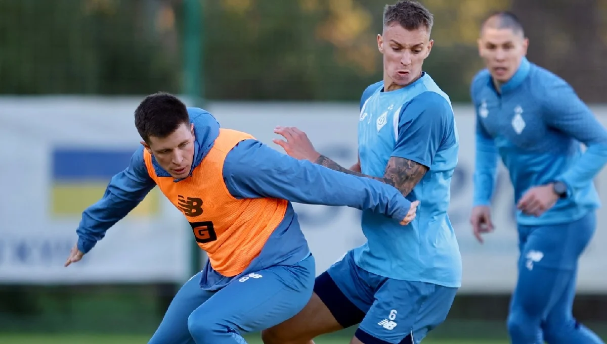 Гравці Динамо на зборах / ФК Динамо