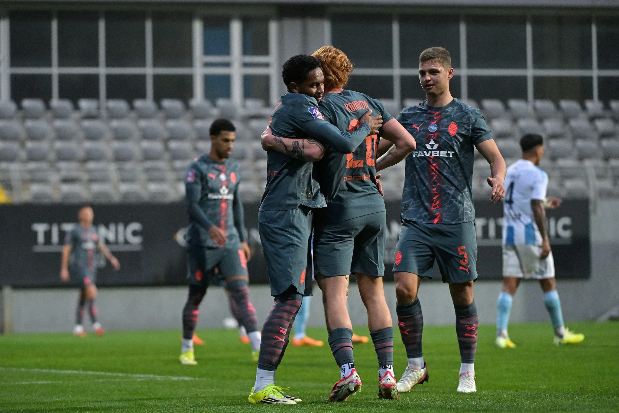 Игроки Шахтера / фото: ФК Шахтер