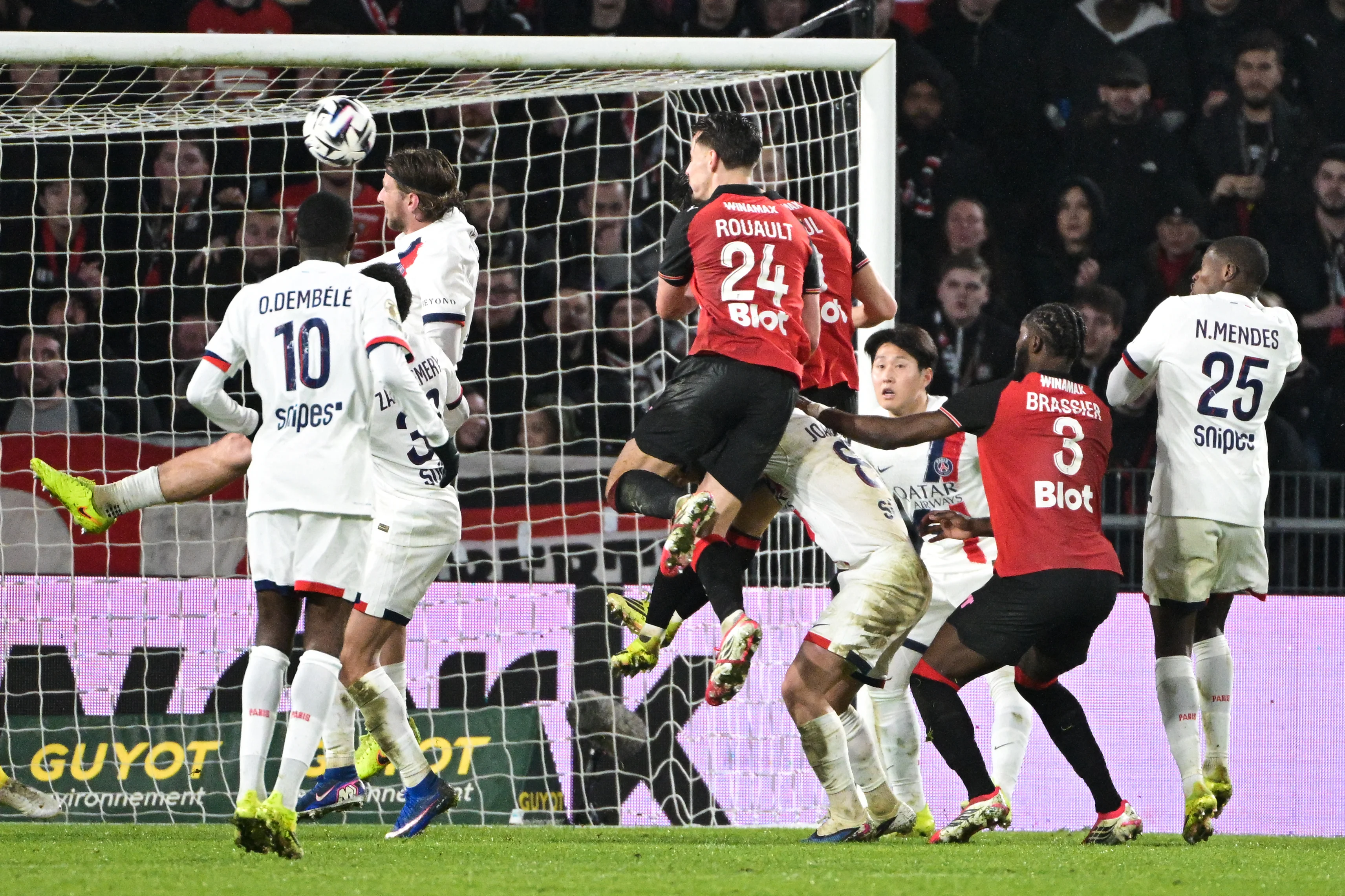 Ренн – ПСЖ – 3:1 / Damien MEYER / AFP via Getty Images