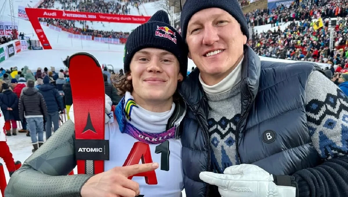 Лукас Бротен (слева) с еще одной легендой футбола – немцем Бастианом Швайнштайгером / Фото из соцсетей