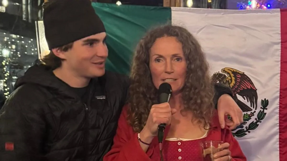 Фото к новости: Мать и сын впервые выступили вместе на Олимпиаде – уникальный рекорд 46-летней горнолыжницы в супергиганте