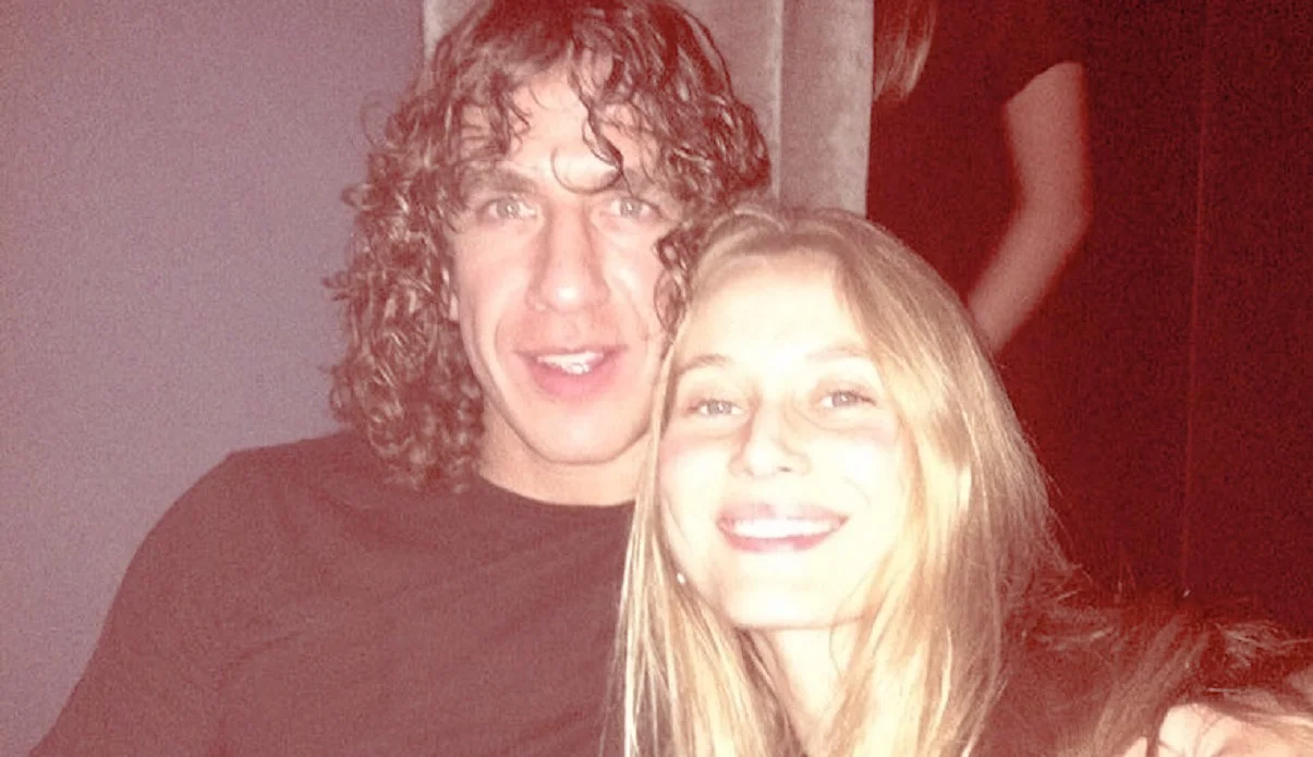 Карлес Пуйоль з коханою Ванесою Лоренцо / Instagram