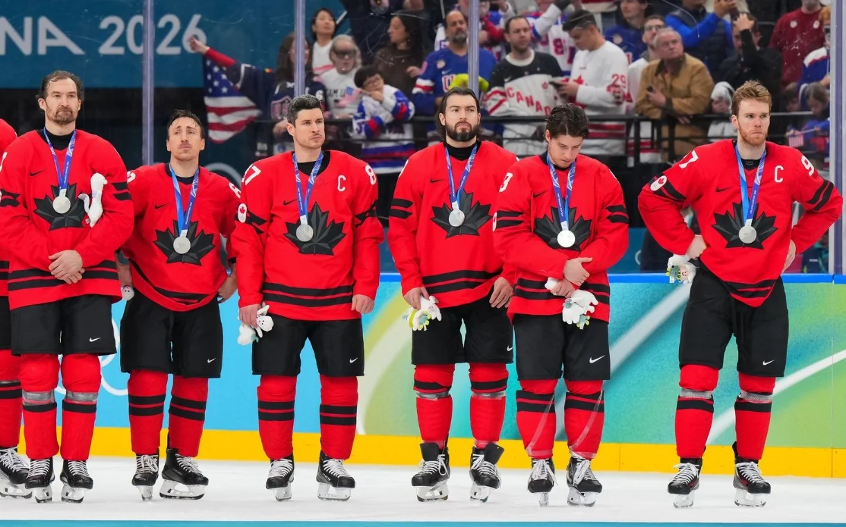 Канадцев серебро огорчило / IIHF