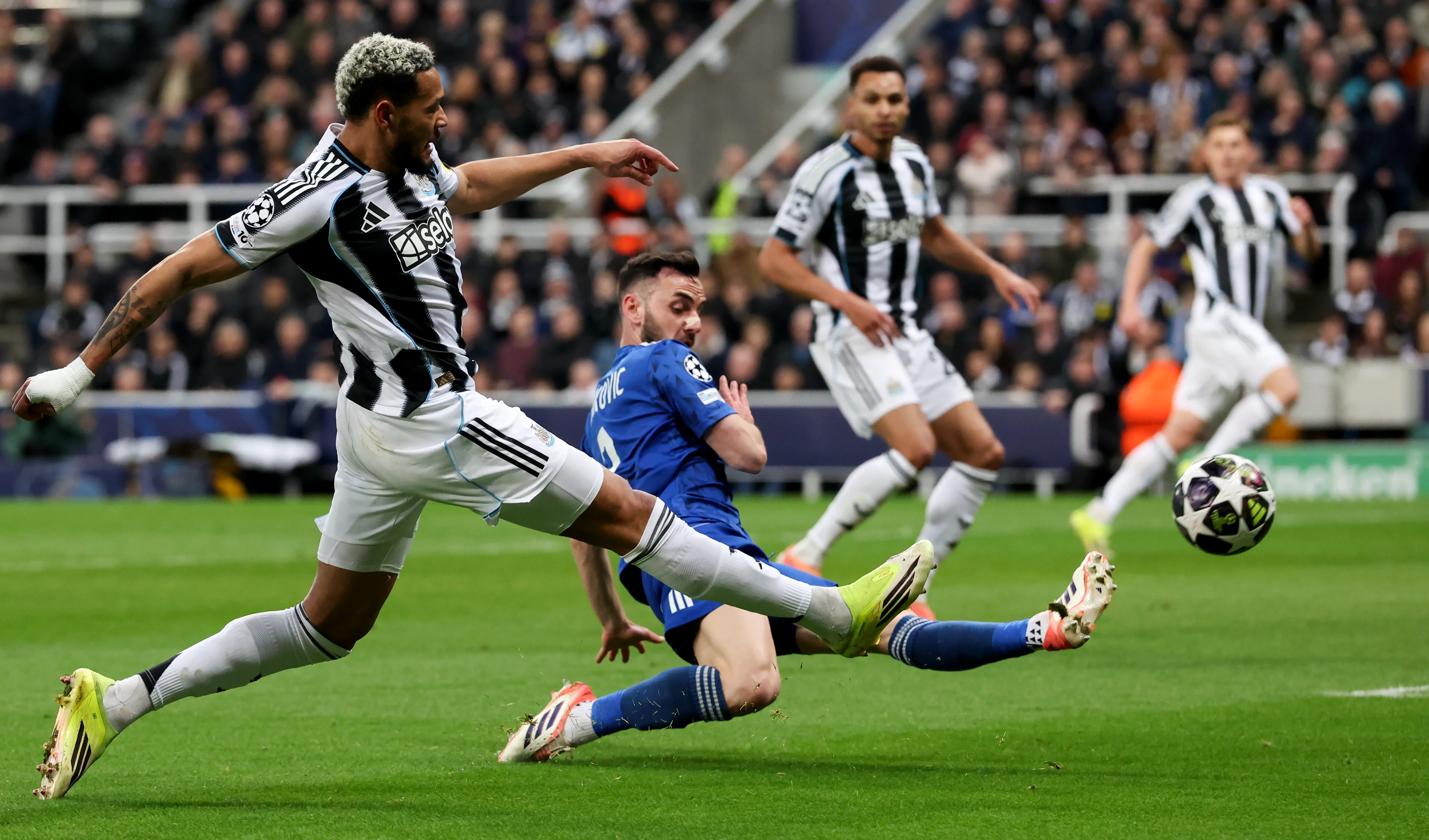 Ньюкасл – Карабах – 3:2 (загальний рахунок – 9:3) / Lee Parker - CameraSport via Getty Images