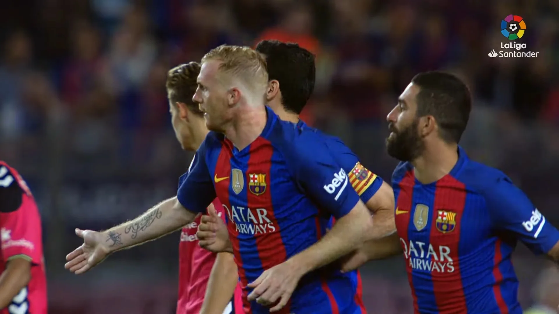 Жереми Матье и Арда Туран / Скриншот