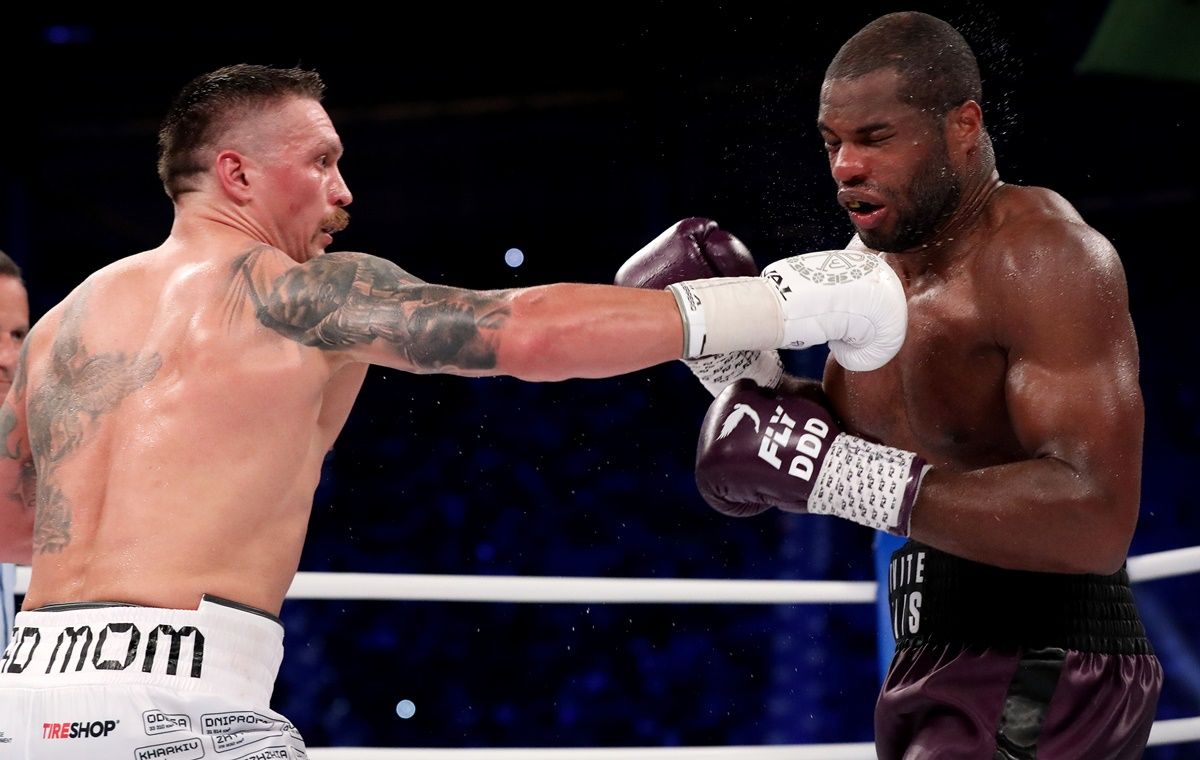 Олександр Усик та Даніель Дюбуа / Getty Images