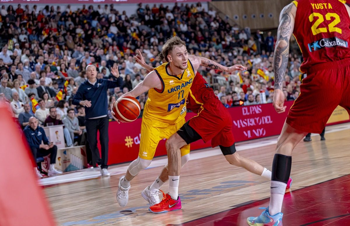 Украина дважды уступила Испании / FIBA
