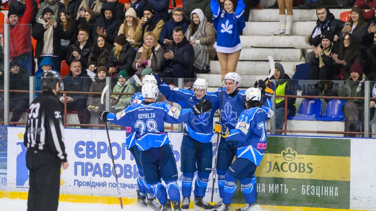 Гравці Сокола / фото: ХК Сокіл 