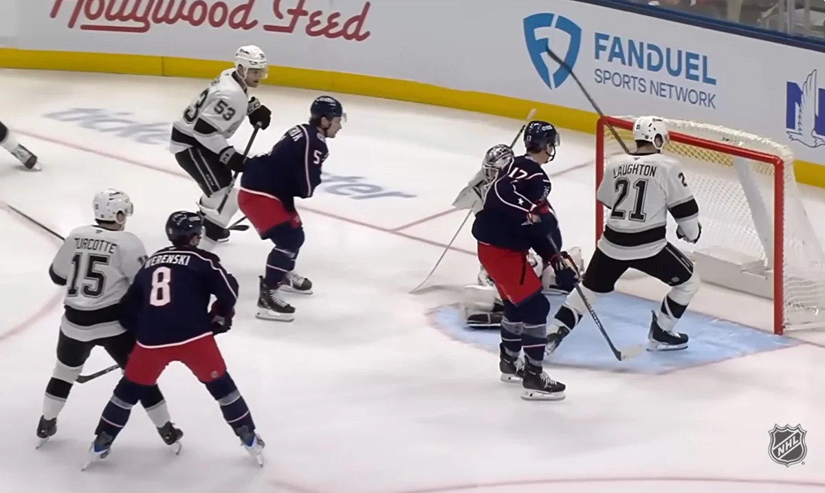 Лос-Анджелес дотиснув Коламбус / скріншот