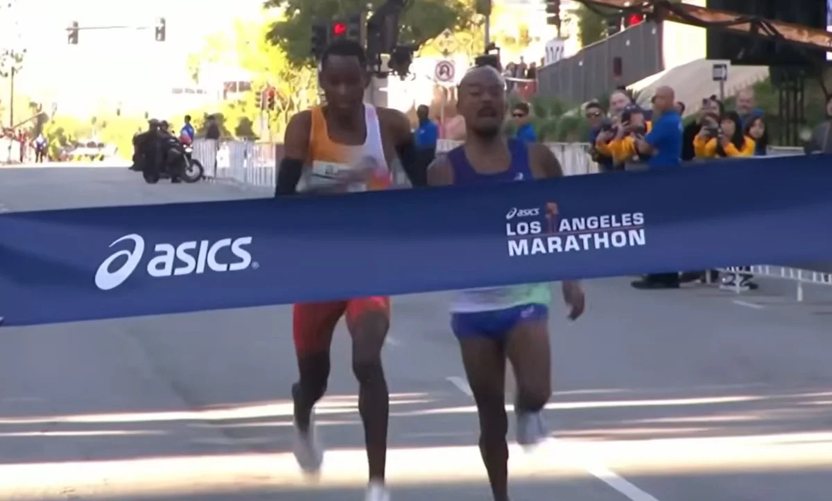 Победителя определил только фотофиниш / скриншот