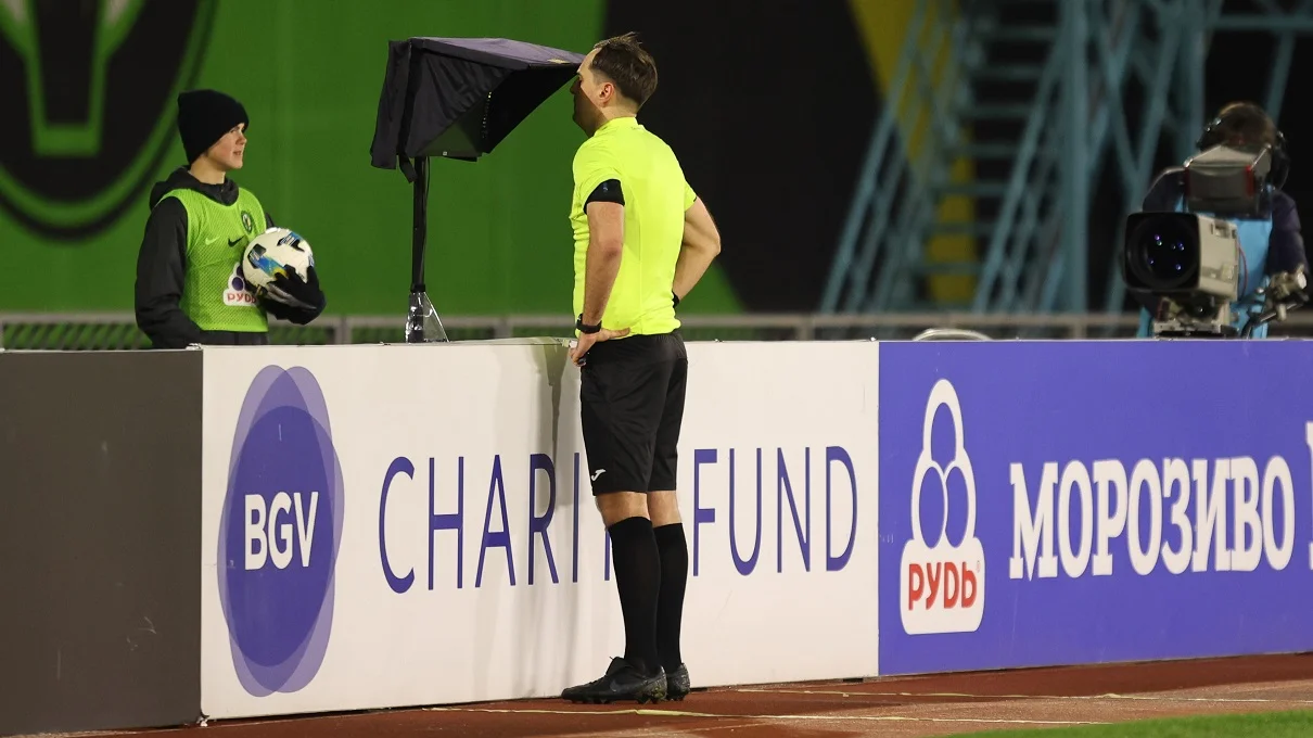 Балакин пользуется VAR / Фото пресс-службы Динамо