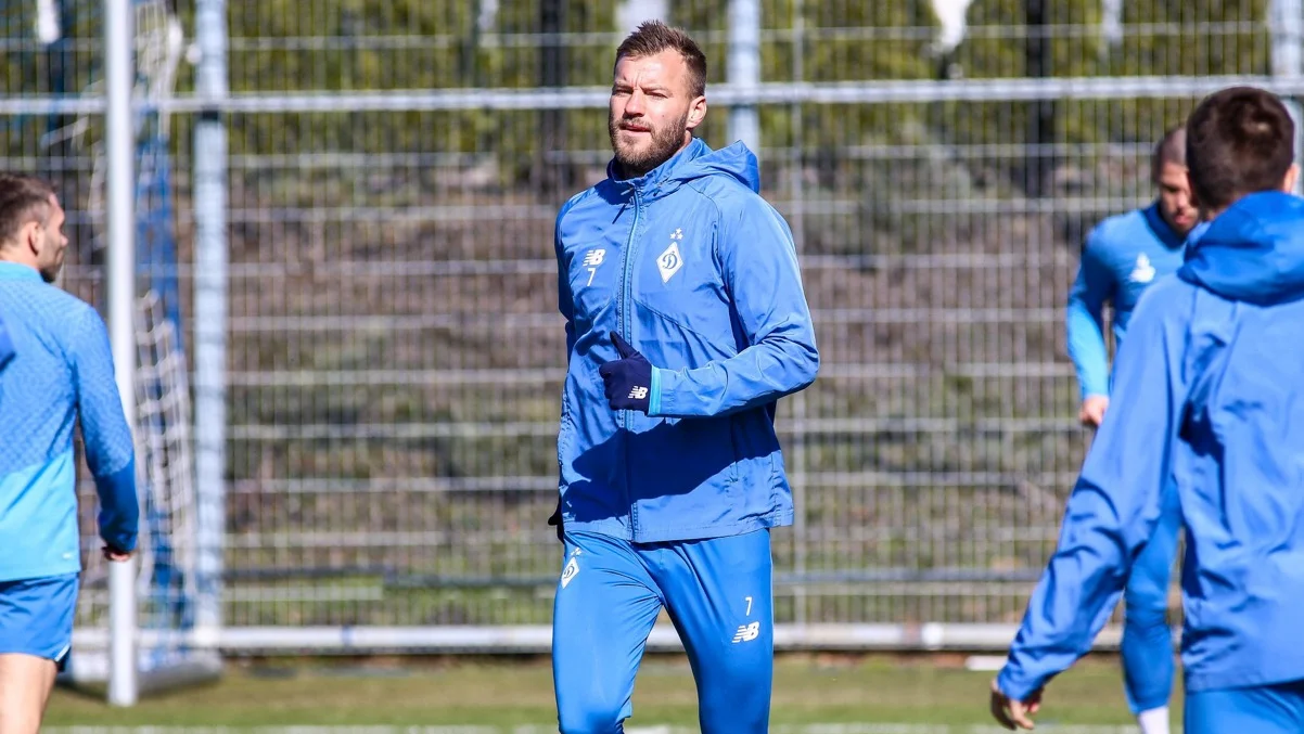 Фото к новости: Костюк откровенно ответил, сможет ли Ярмоленко стать лучшим бомбардиром в истории УПЛ (ВИДЕО)