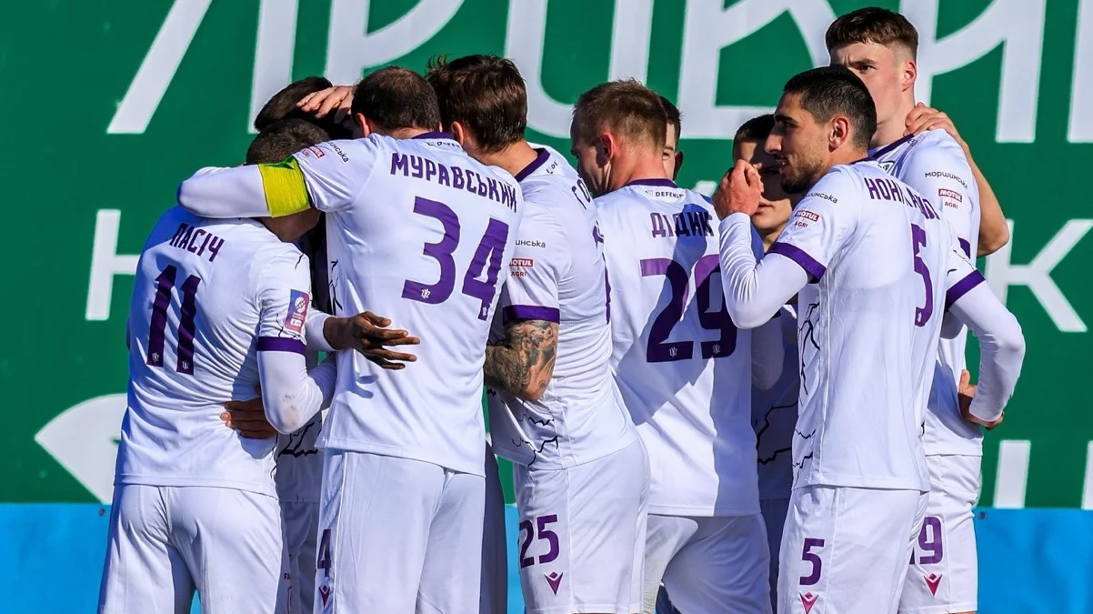 Гравці ЛНЗ / фото: ФК ЛНЗ