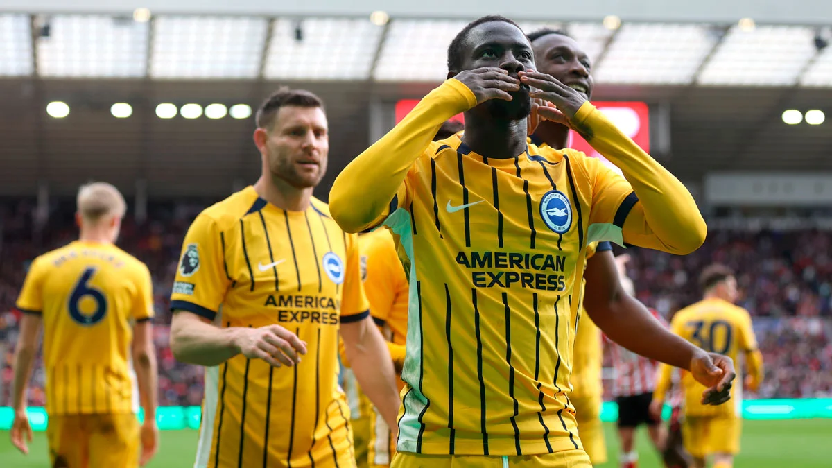 Янкуба Мінте святкує гол у ворота Сандерленда