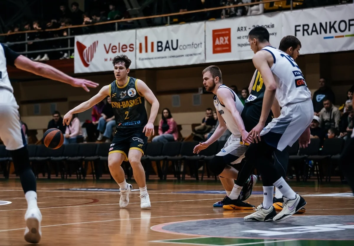 Київ-Баскет засмутив Дніпро / ФБУ