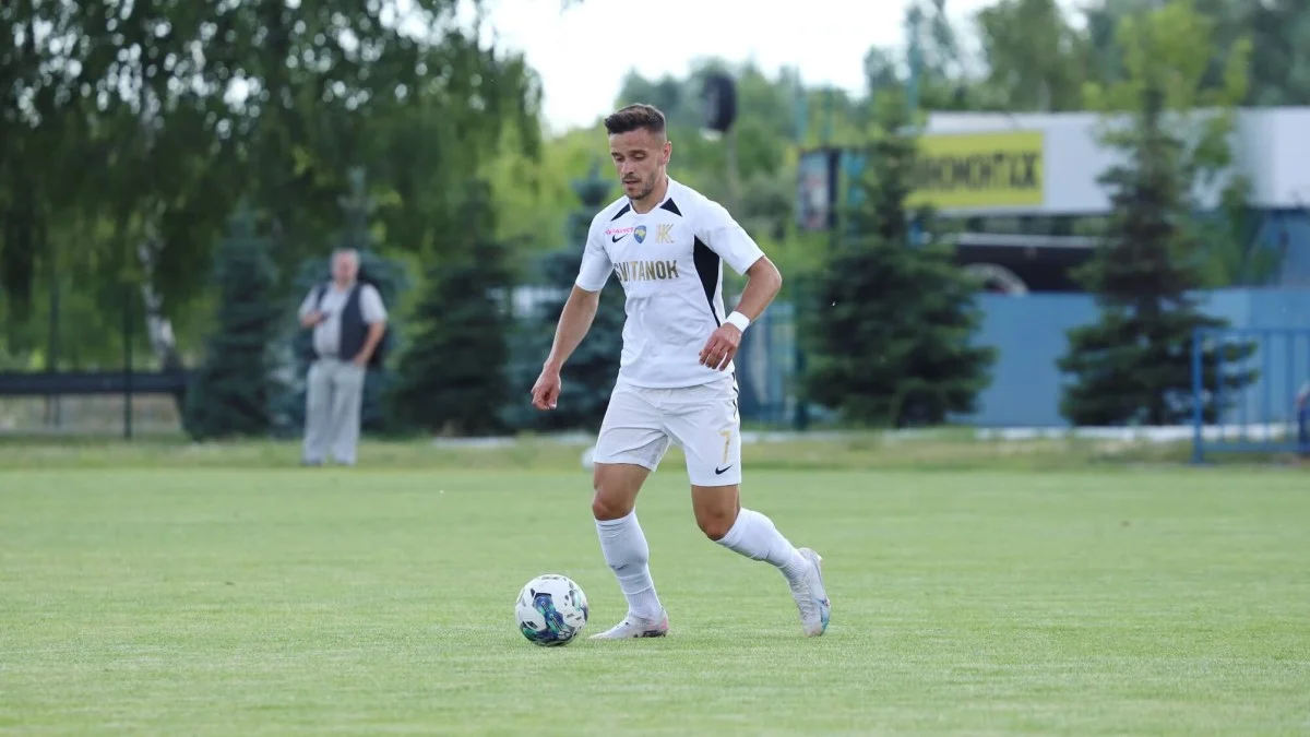 Фото до новини: Колос офіційно продовжив контракт із гравцем з досвідом виступів у Італії