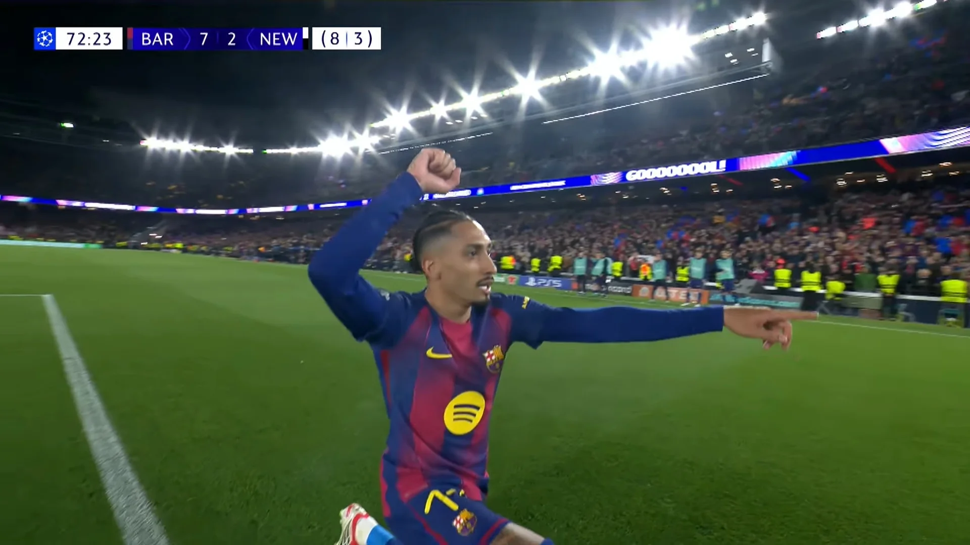 Рафінья святкує дубль / Скріншот