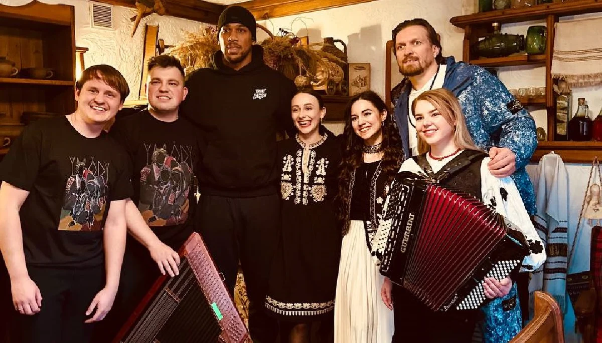 Ентоні Джошуа і Олександр Усик в Києві / Фото з соцмереж