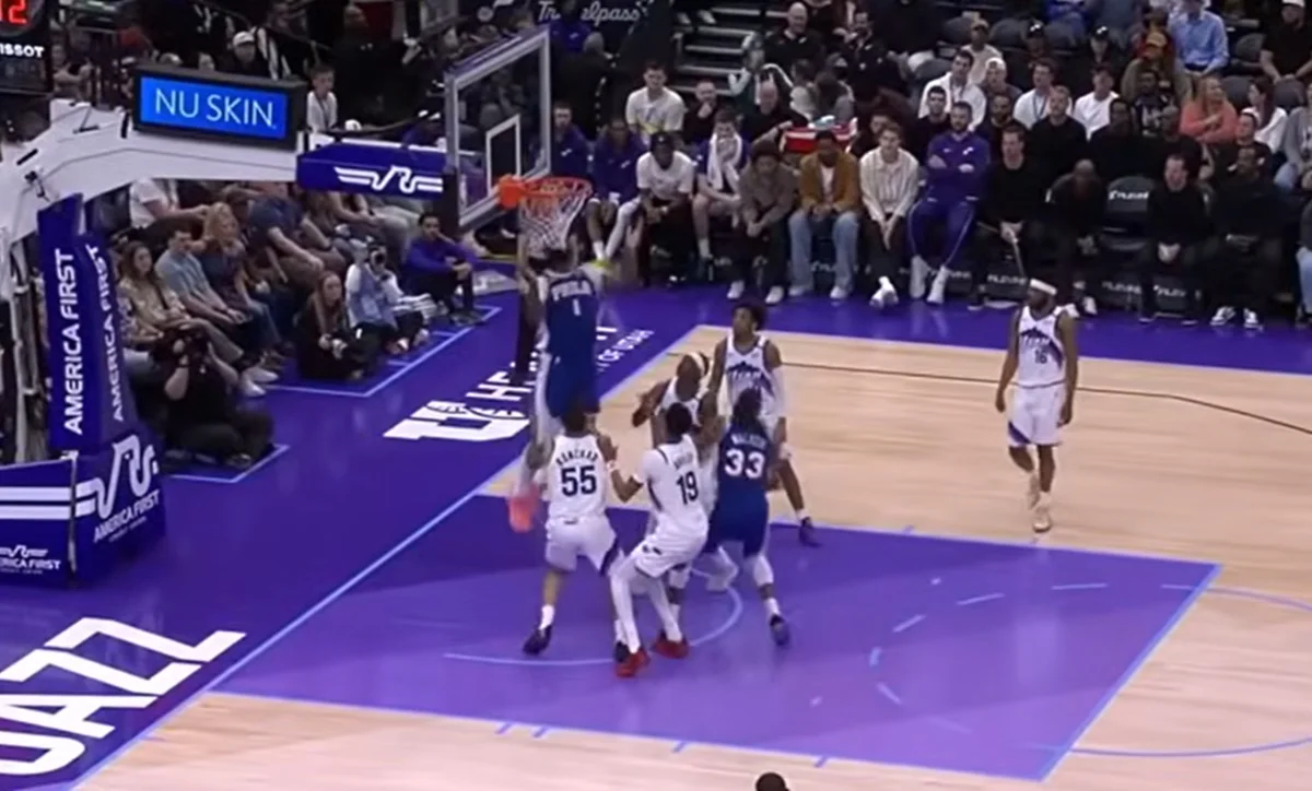 Юта уступила Филадельфии / скриншот