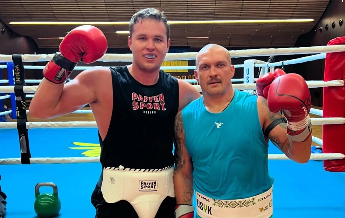 Віктор Юрк та Олександр Усик / фото: instagram.com/viktorjurk