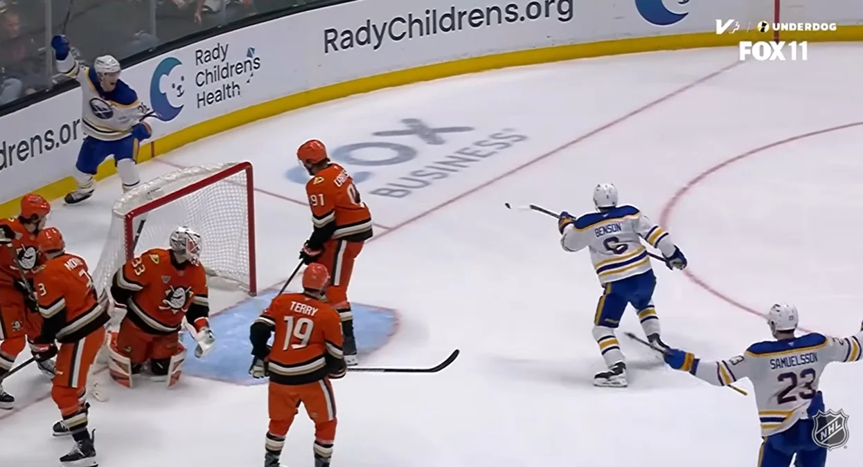 Анахайм и Баффало 11 раз огорчили друг друга / скриншот