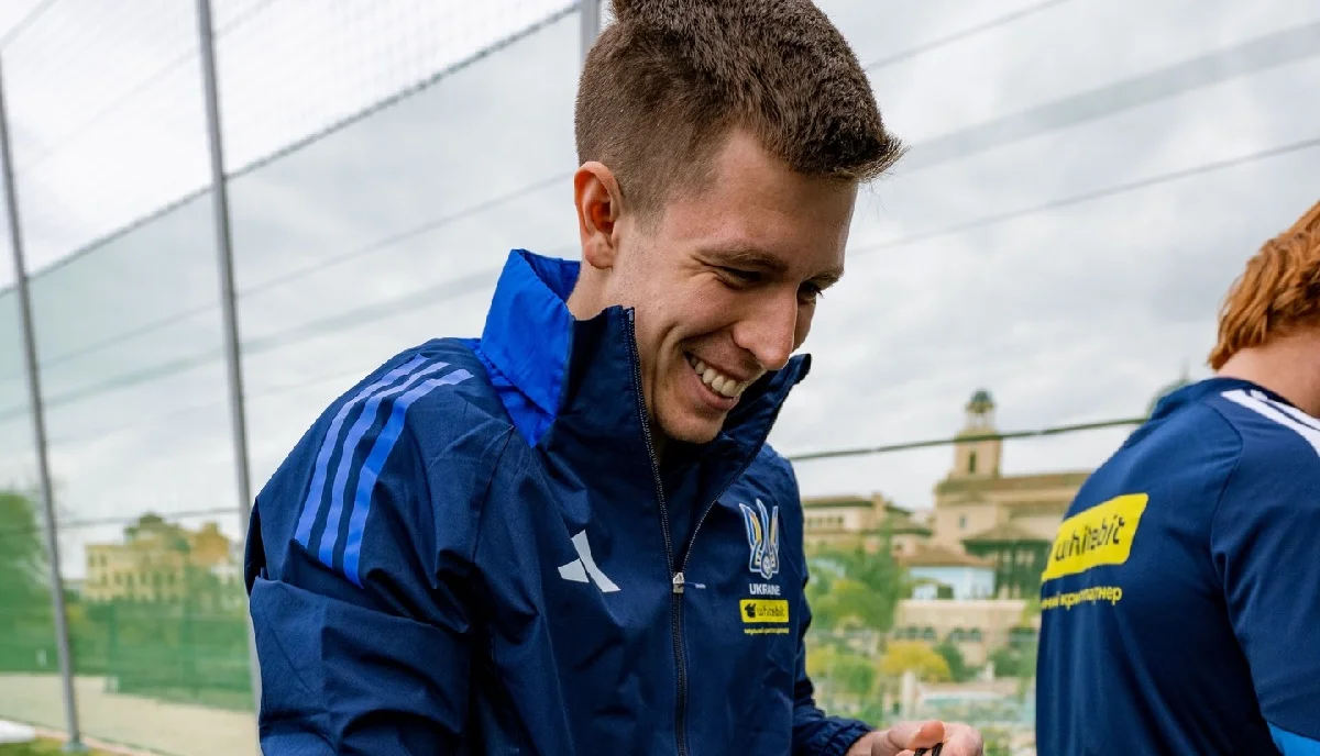 Фото к новости: "Ребров сказал быть готовым на 100%": Пихаленок рассказал о наказаниях в сборной Украины