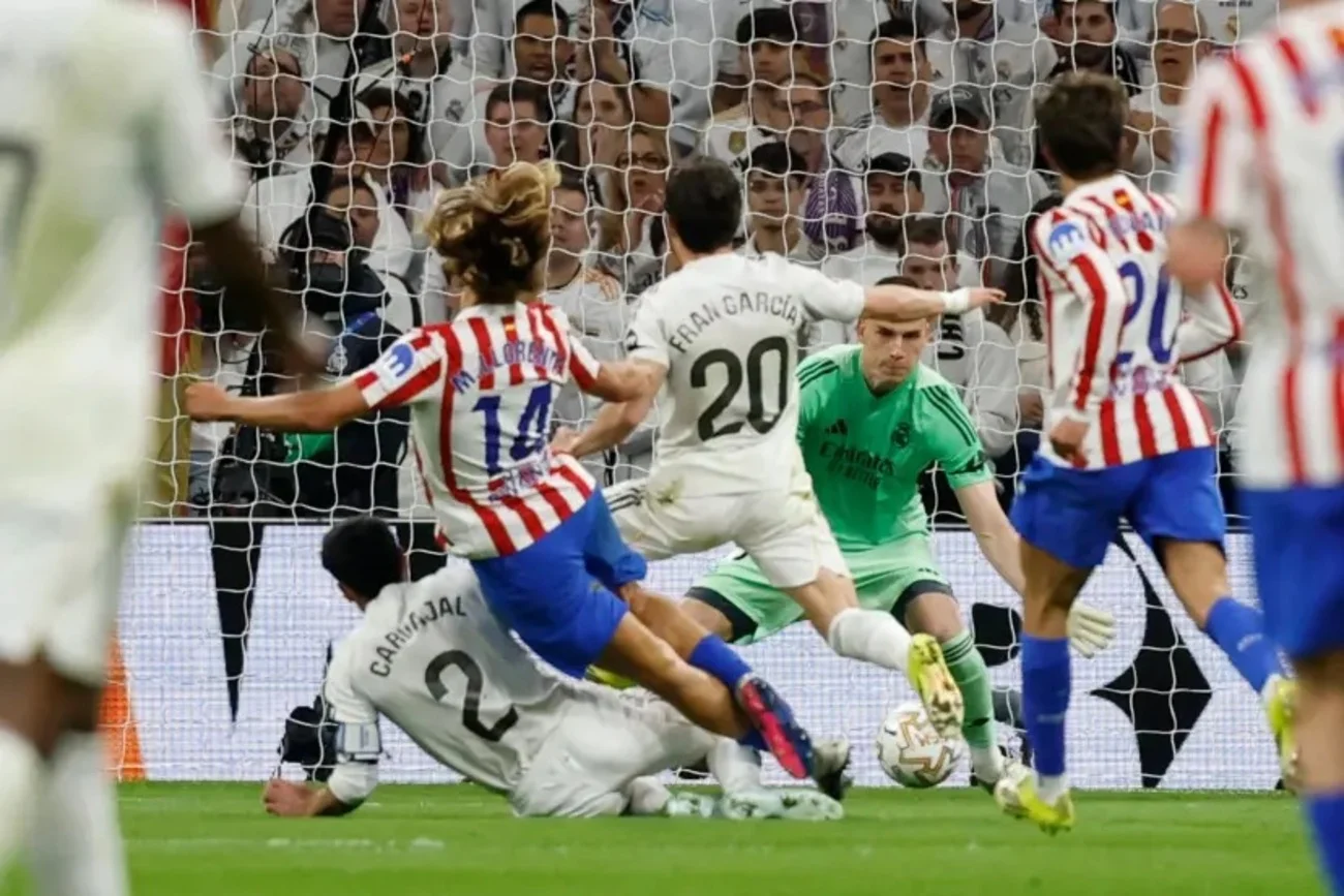 Фото к новости: "Попкорн від Луніна": в Іспанії розсекретили таємну формулу українця з Атлетіко – Мбаппе і Джуд можуть лише позаздрити