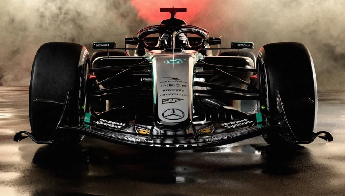 Болід Мерседес / Офіційний сайт Мерседес