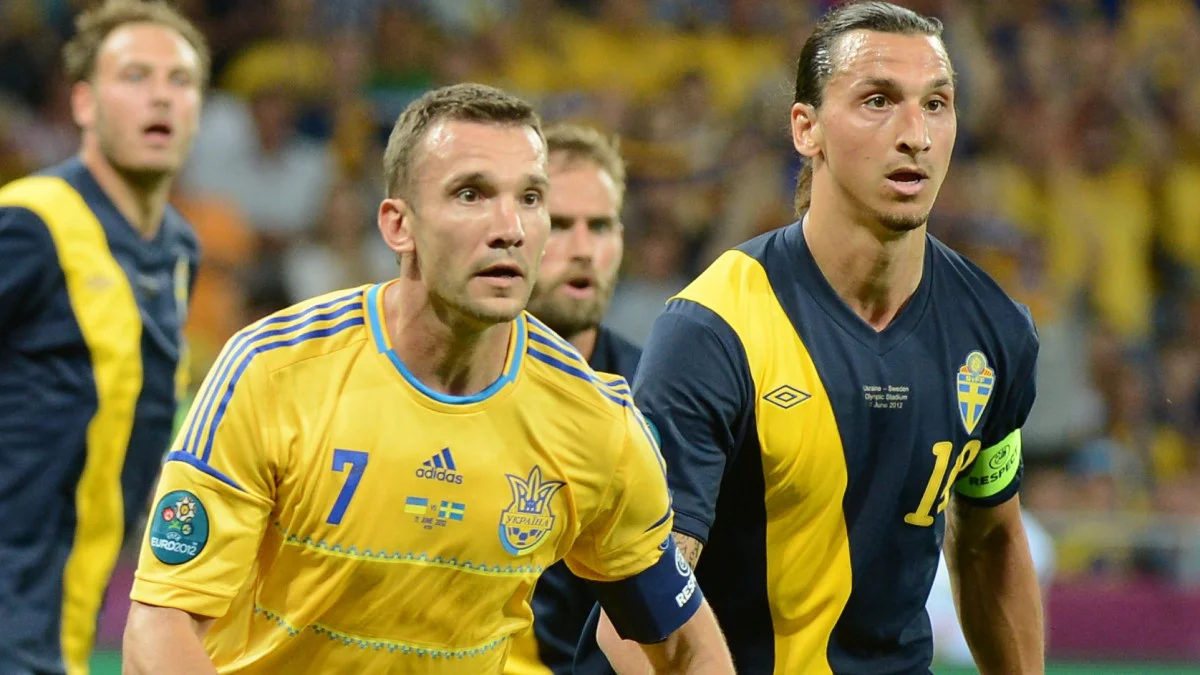 Андрей Шевченко и Златан Ибрагимович / фото: DAMIEN MEYER/AFP/GettyImages