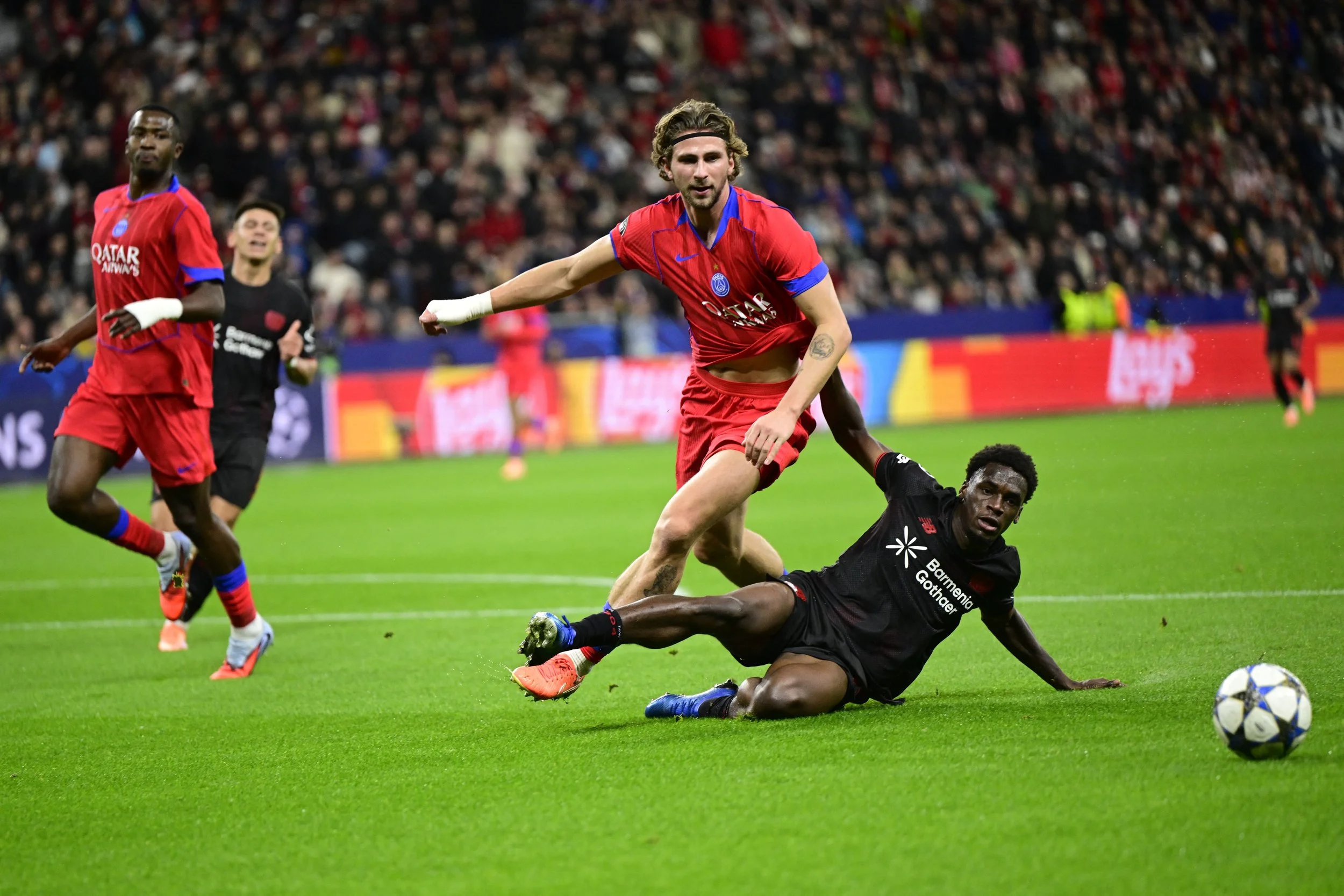 Ілля Забарний під час гри / фото: Getty Images