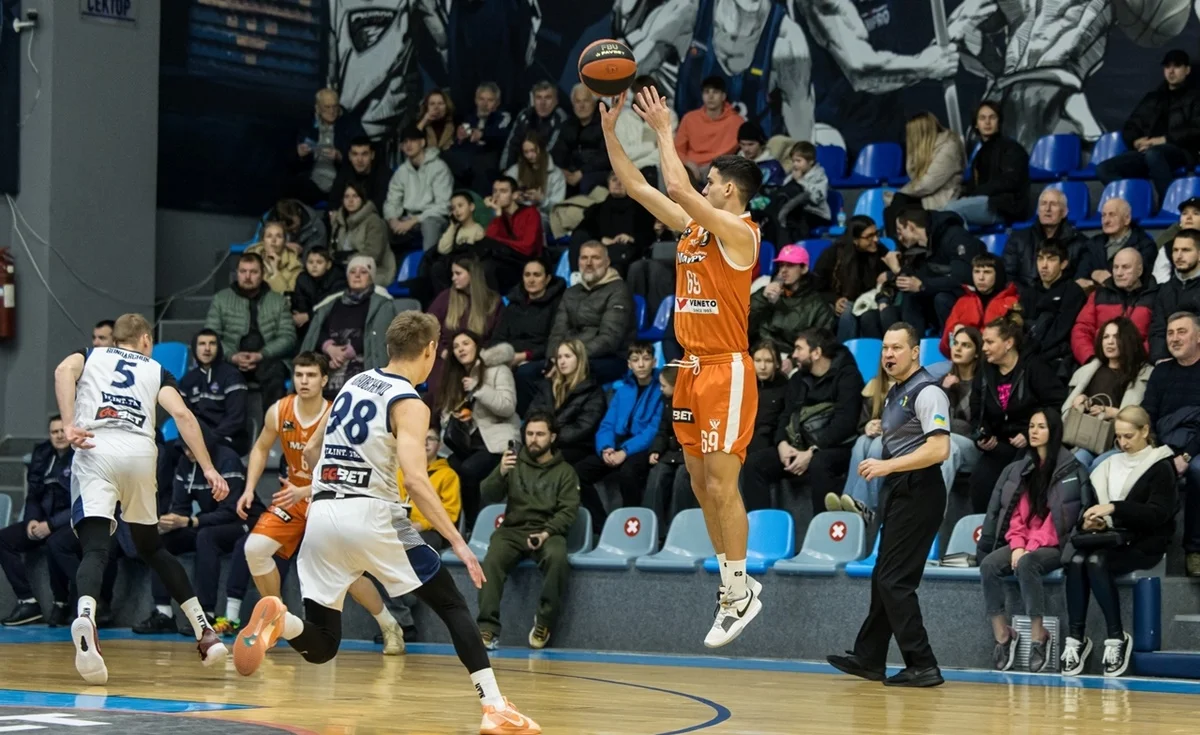 Регулярний сезон Суперліги завершено / ФБУ