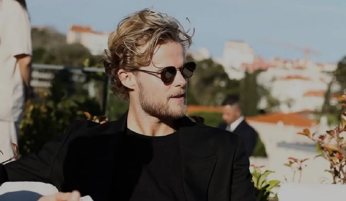 Фото к новости: "Мій брат став футболістом. Це міг бути я": капітан Спортінга набив тату Арсенала, а тепер зіграє проти нього в ЛЧ 