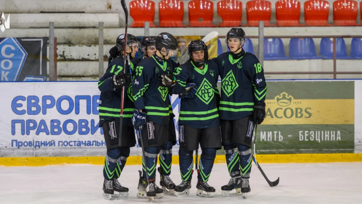 Дніпро Херсон / фото: ФХУ