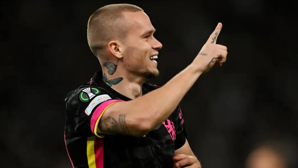  Михайло Мудрик / Photo by Darren Walsh/Chelsea FC via Getty Images