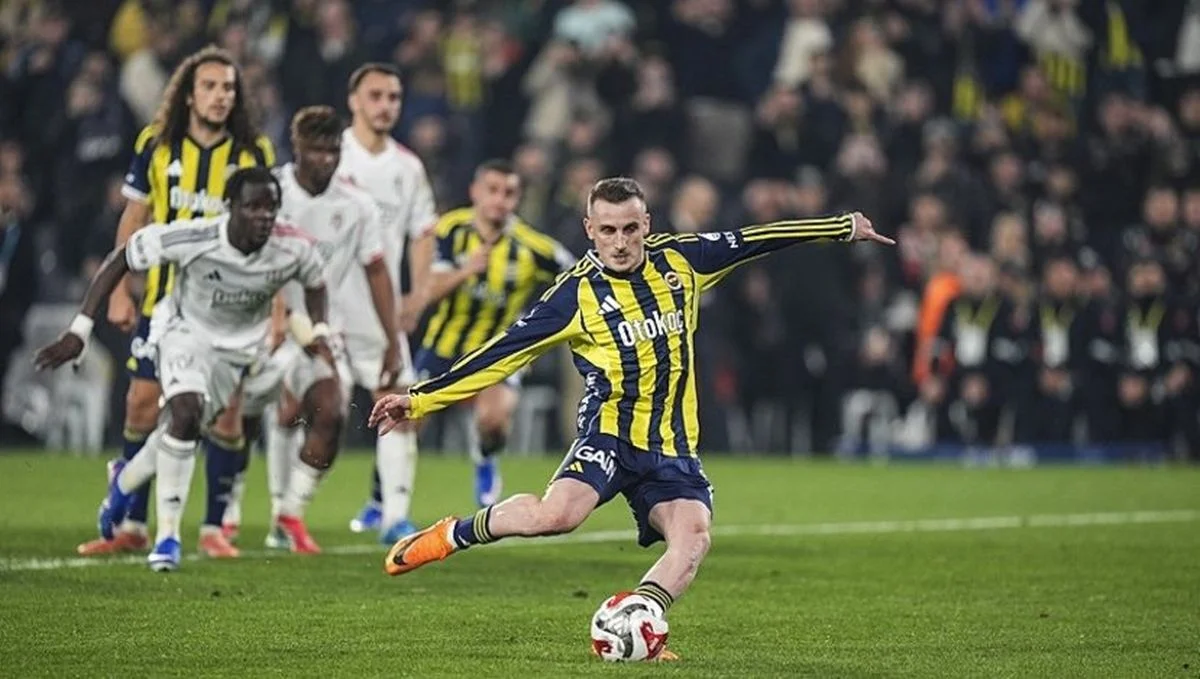 Керем Актюркоглу / Fotomac