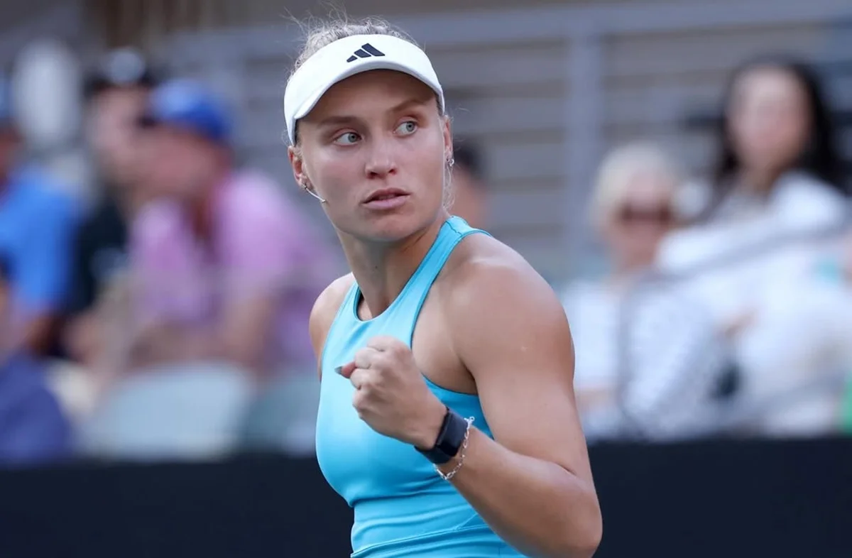 Фото к новости: Сногсшибательный взлет Стародубцевой, стабильность Свитолиной, Костюк и Ястремской: рейтинг WTA