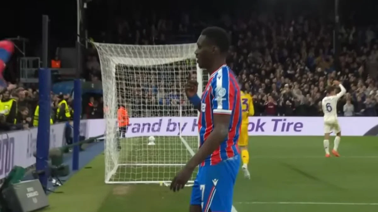 Кристал Пэлас – Фиорентина – 3:0 – видео голов и обзор четвертьфинала Лиги конференций / скриншот