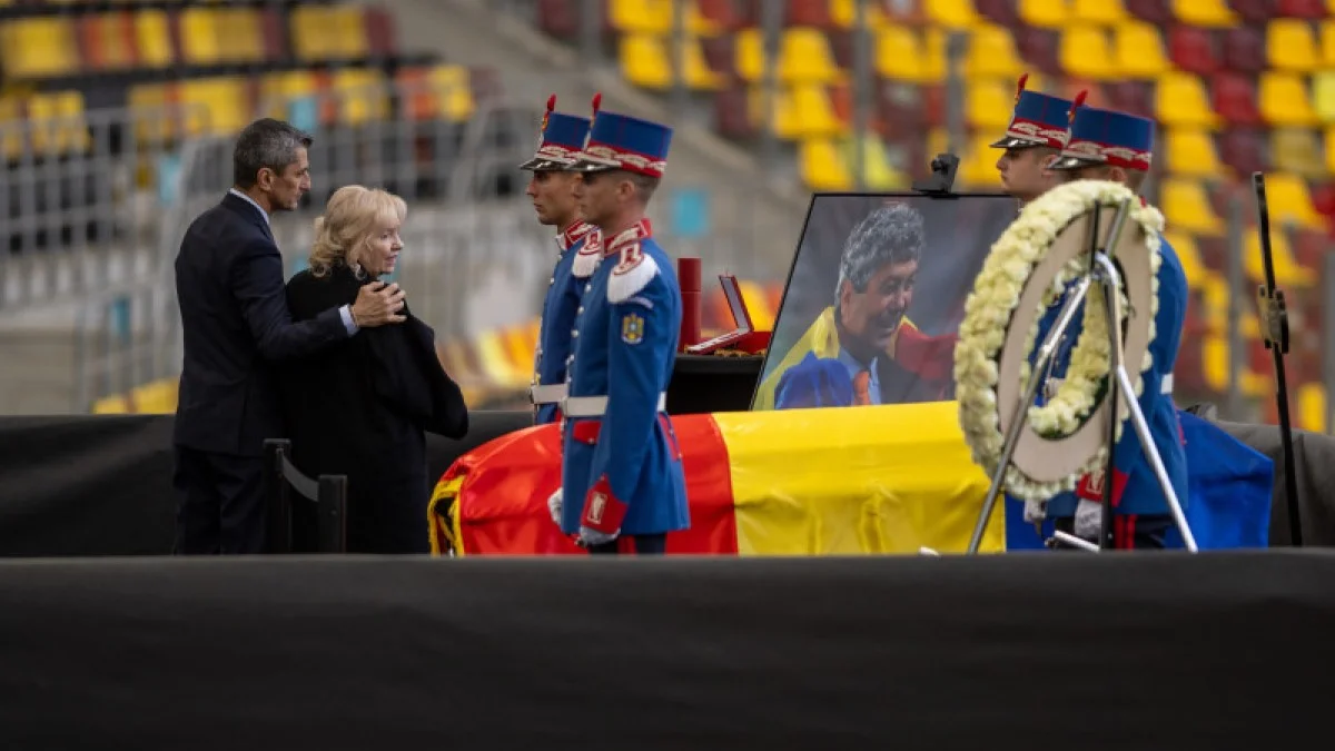 Панихида по Мирче Луческу / фото: Digisport