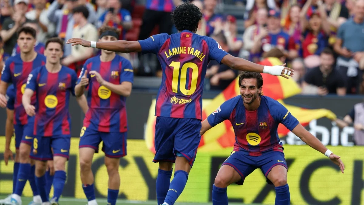 Ламін Ямаль та Ферран Торрес / фото: LAPRESSE