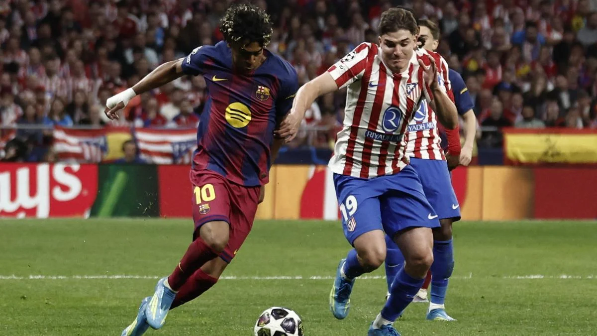 Ламин Ямаль и Хулиан Альварес / Maxppp