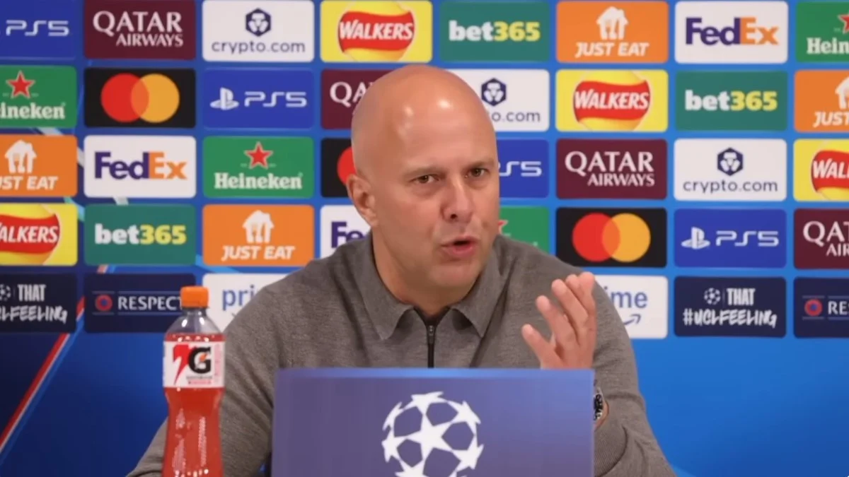 Арне Слот / скриншот